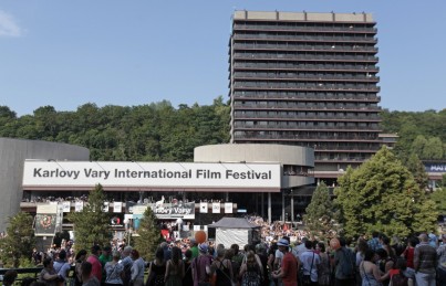 52. Filmový festival v Karlových Varech startuje!